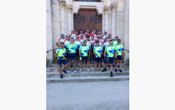 Le Vélo Club de Gramat a accueilli les Coustuts du Bassin d'Arcachon